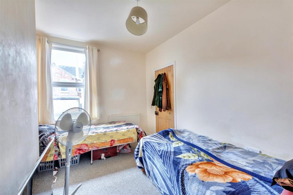 Bedroom Two_2.jpeg