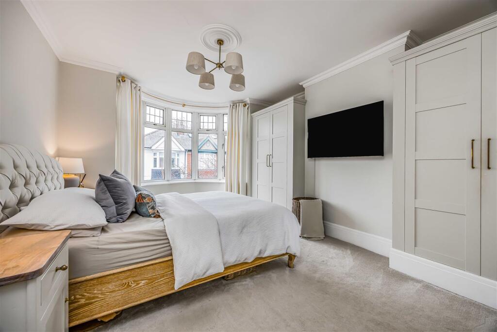 11 Torrington Road, Portsmouth-Small-PorticoMarket