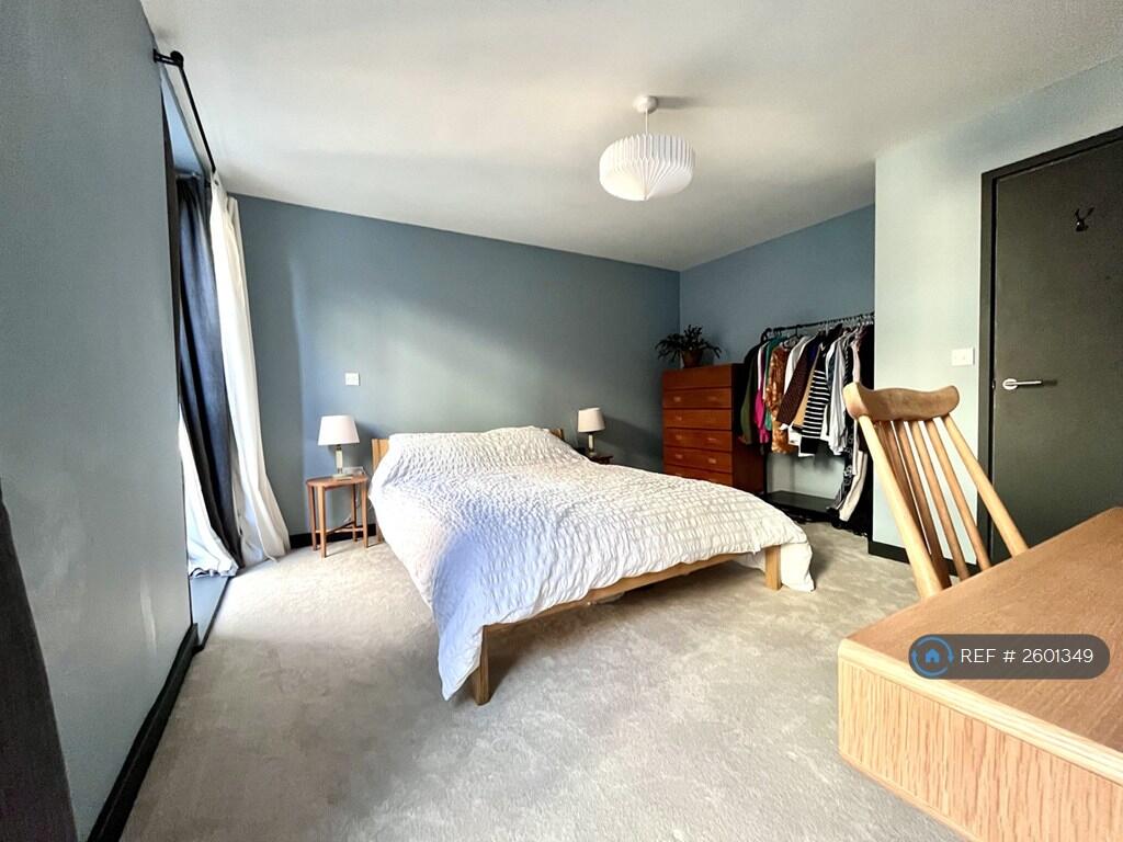 Bedroom With King Sized Bed