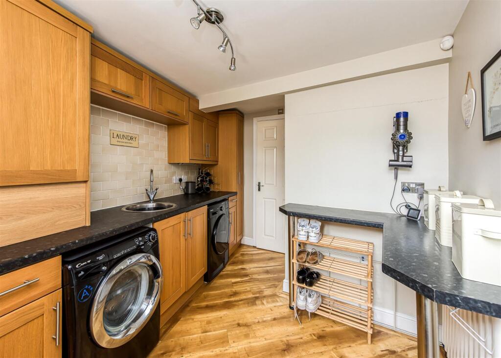 82 Station Road-Utility.jpg