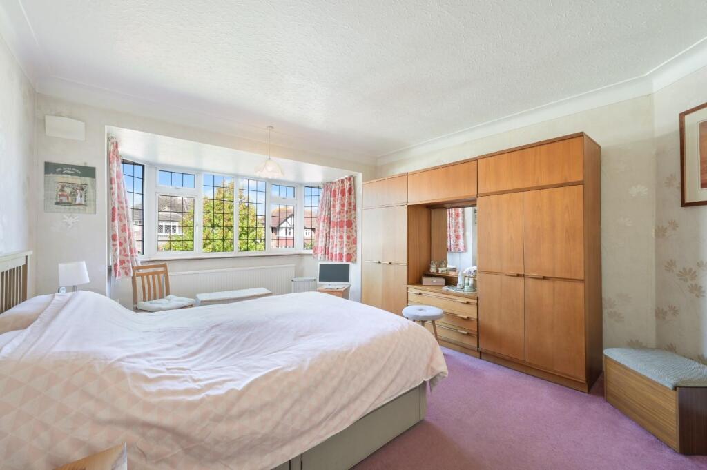 STONELEIGH CRESCENT  (14).jpg