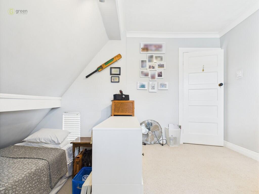 CAM03830G0-PR0162...