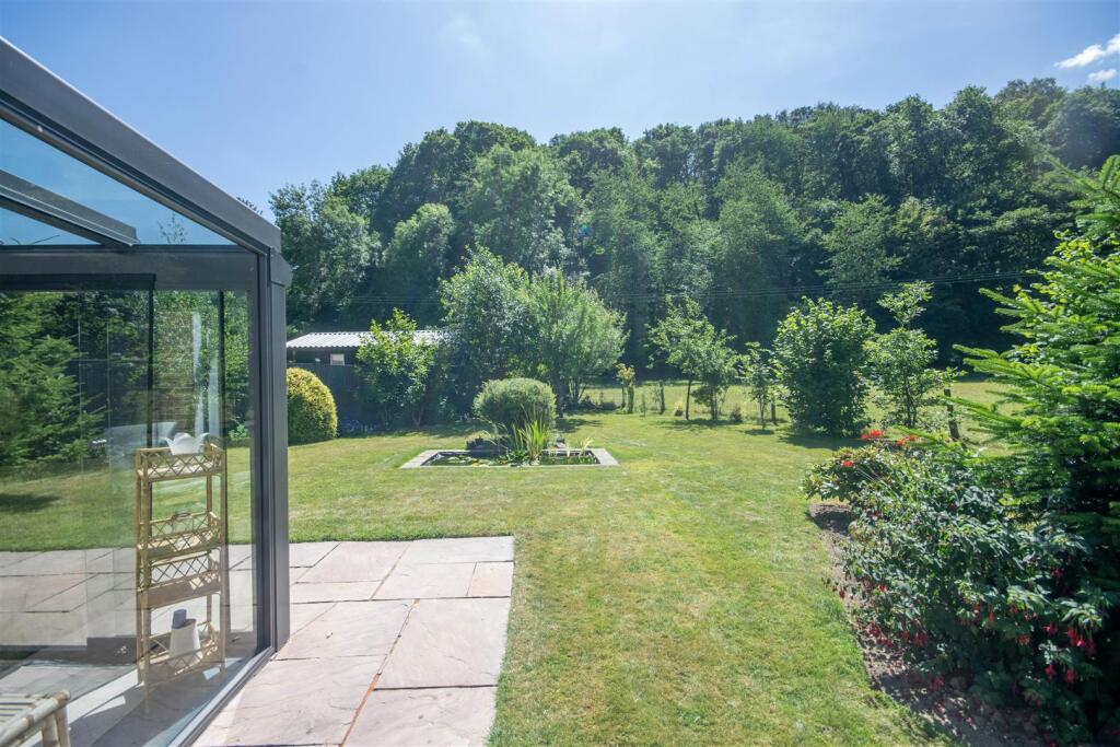 Additional Photograph