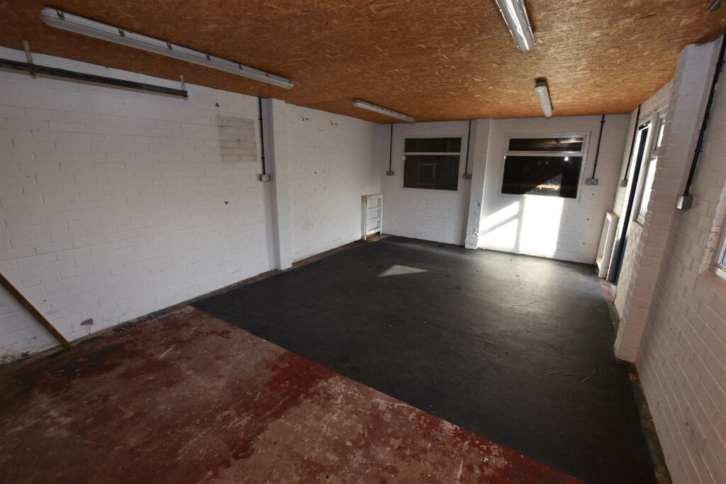 Garage - additional image.JPG