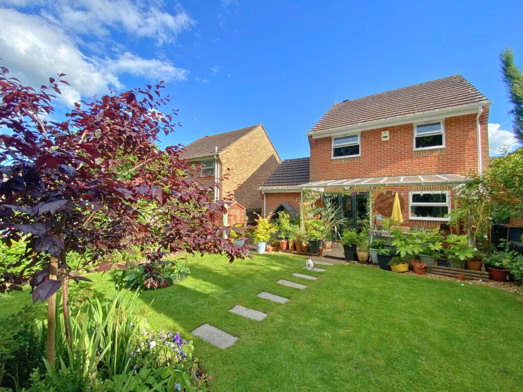 5e76d6a5-dae7-4a4a-8f5e-b6d3f9d91f87