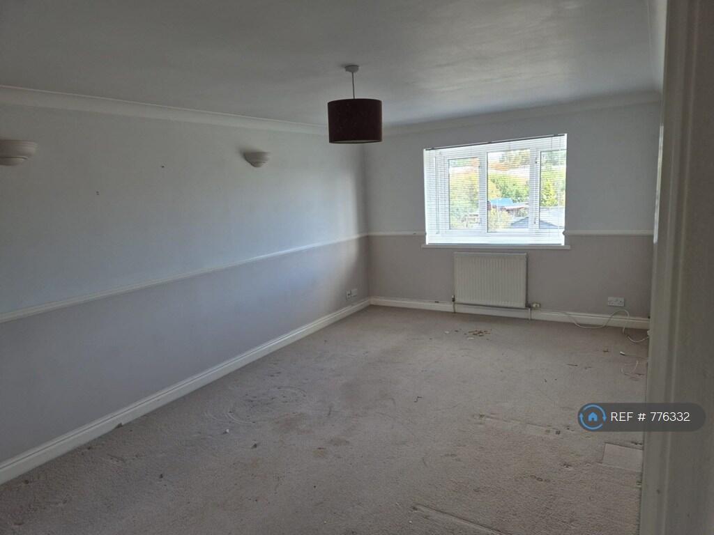 Lounge (Outwards)
