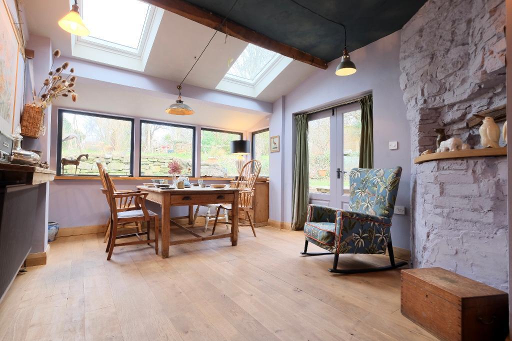 Garden room off the kitchen