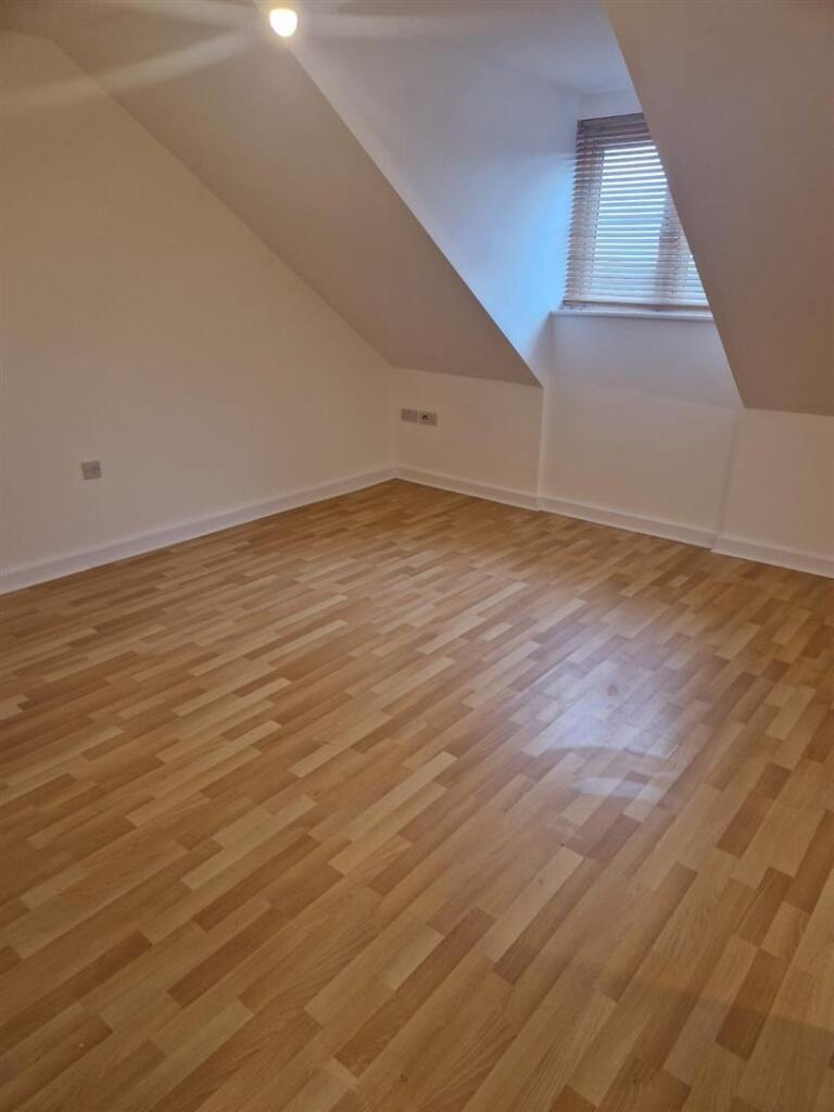 Living room &amp; Dining Area: