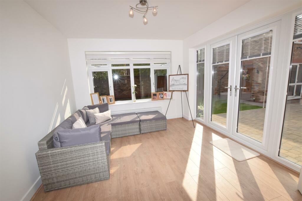 SUN ROOM