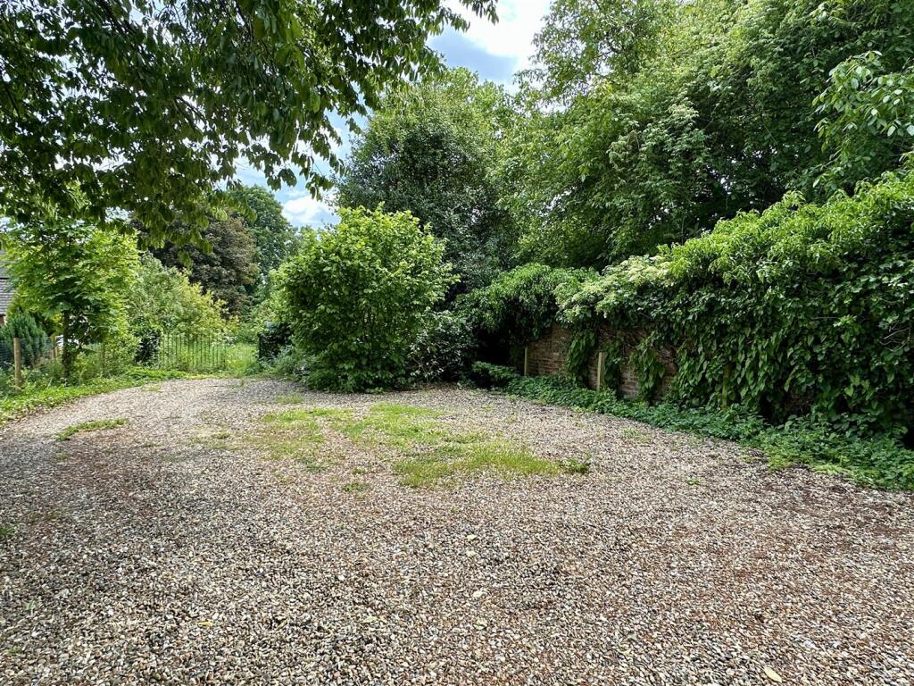 parking for 2 at rear