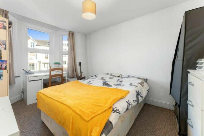 garrat bedroom 1.jpeg