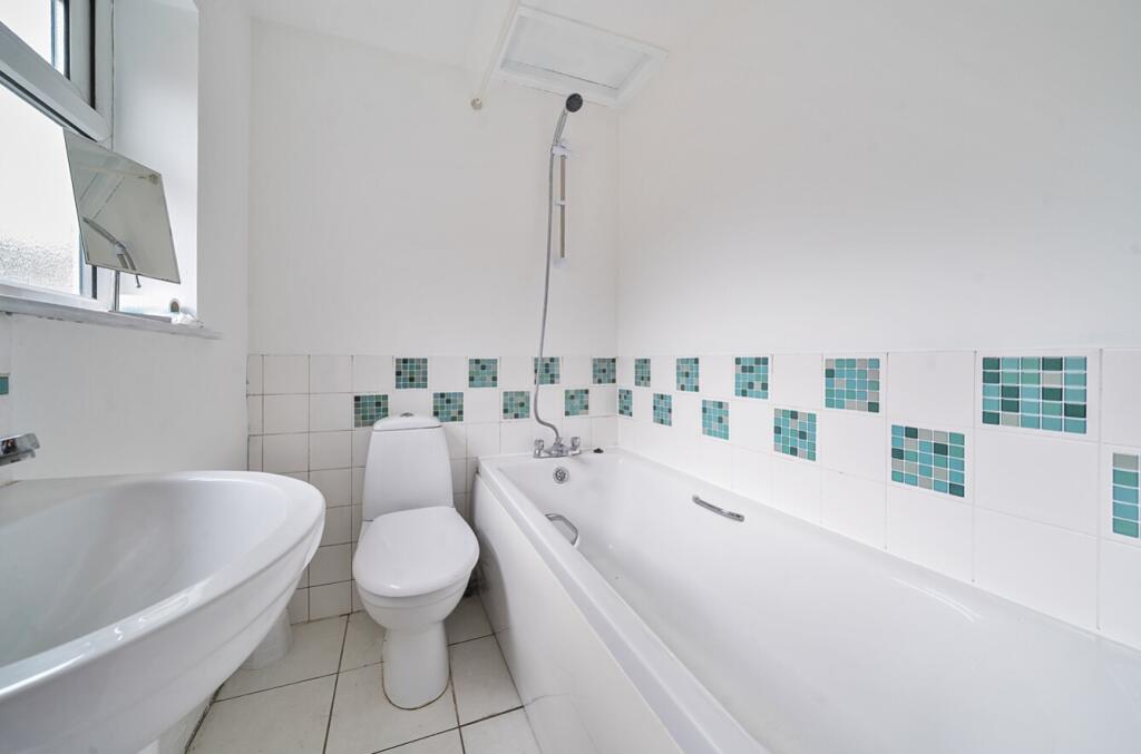 1327365-9-687775a1c0ee8