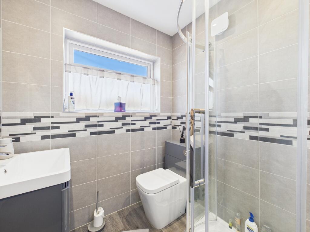 CAM05192G0-PR0042-STILL025