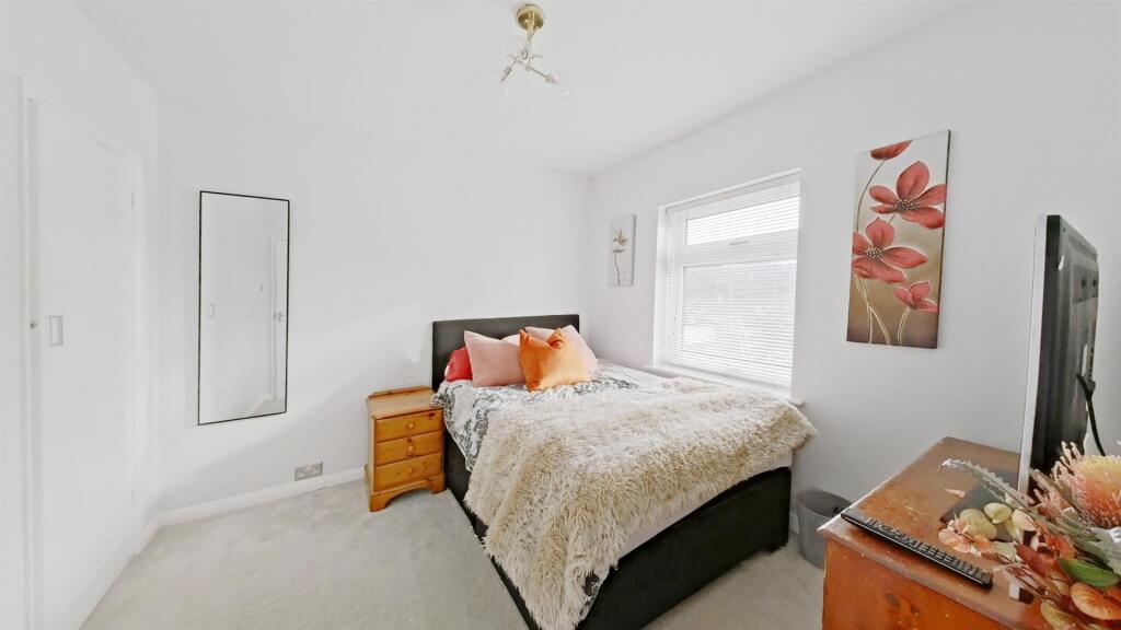 Rear Bedroom