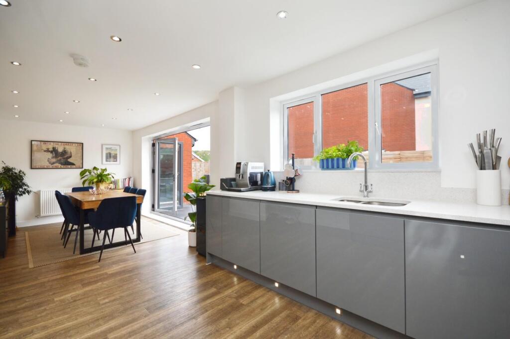 Open Plan Kitchen/Dining Room