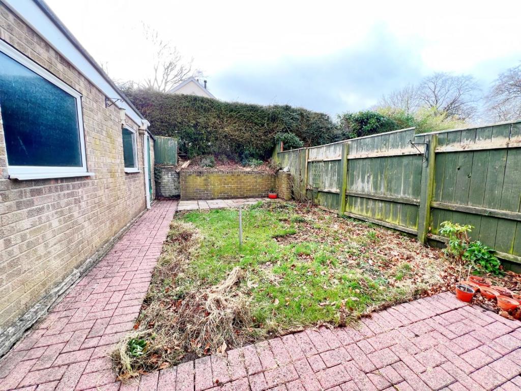 Garden pic 1.jpg