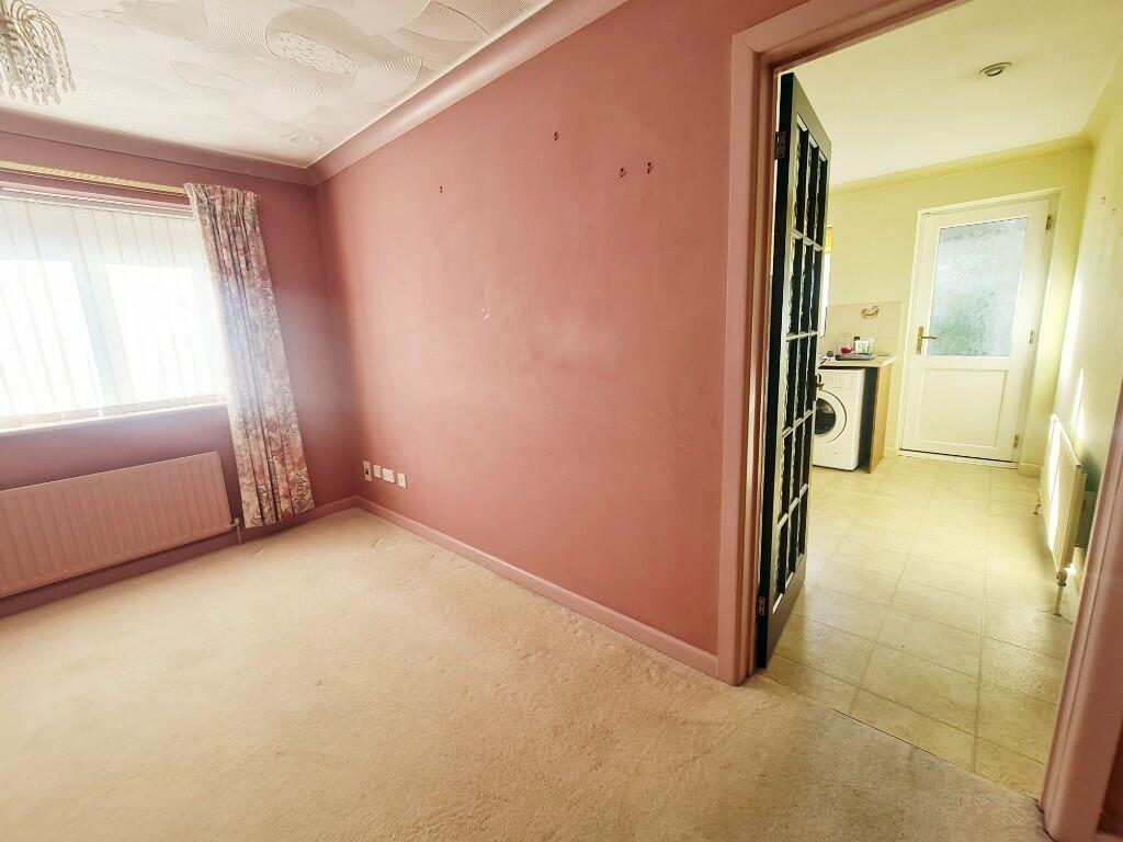 Dining Room to Kitch