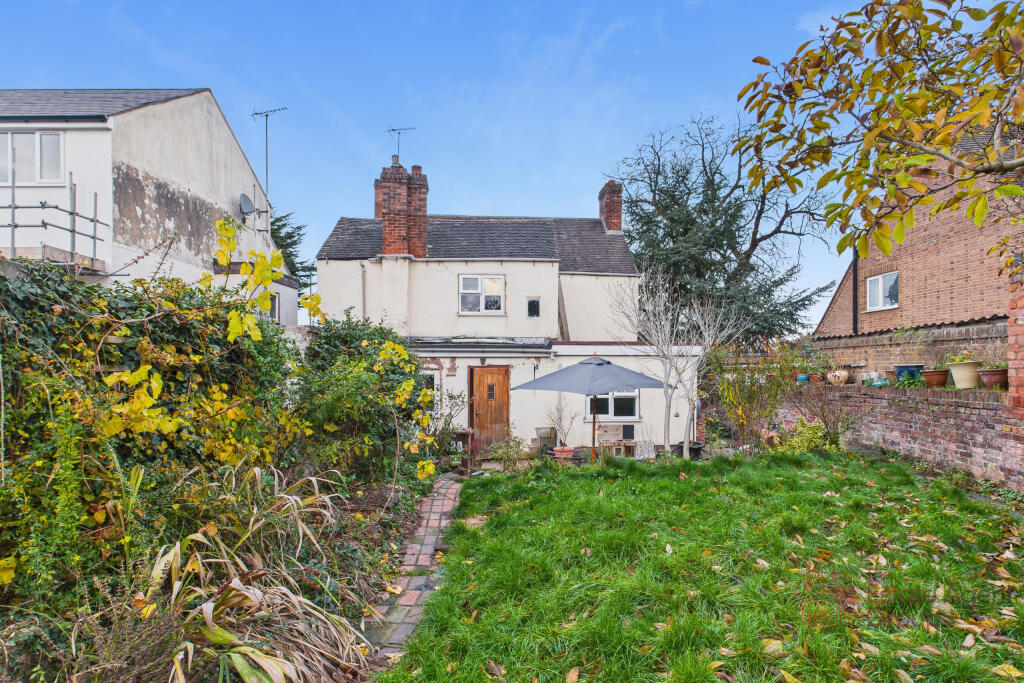 CAM02494G0-PR0066-STILL012