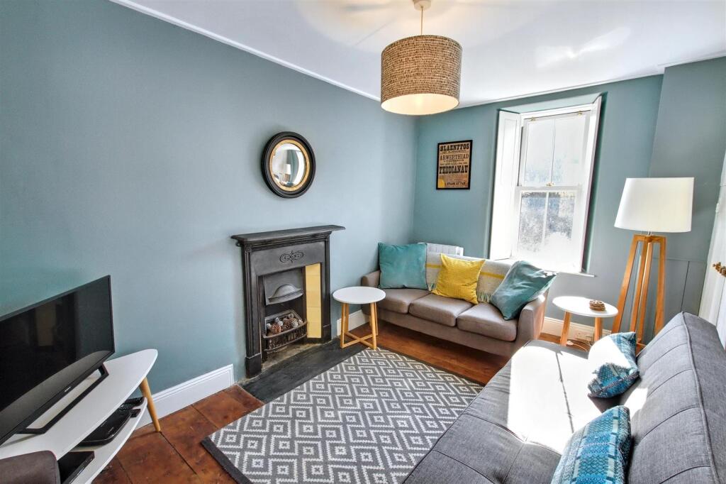 Bedroom 2/Sitting Room