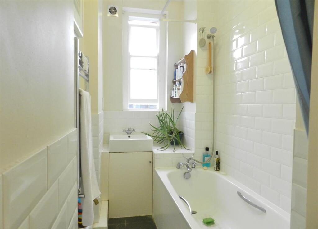 Bathroom, Primrose Mansions, Eden Harper Battersea