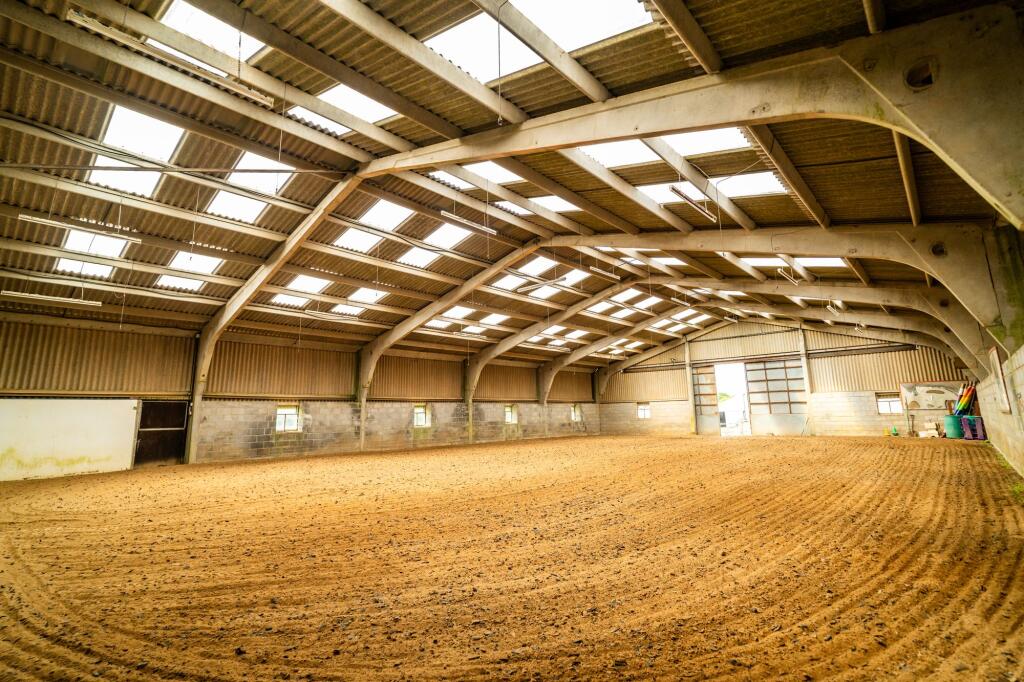 Equestrian Facilities &amp; Land