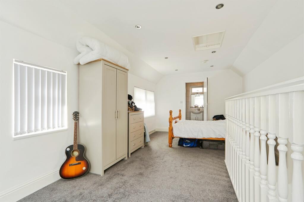 Kitchen/Diner/Lounge