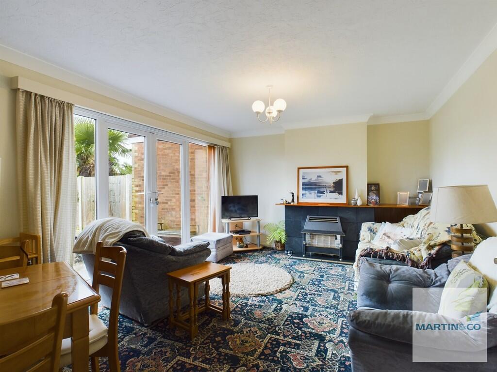 CAM03663G0-PR0120...