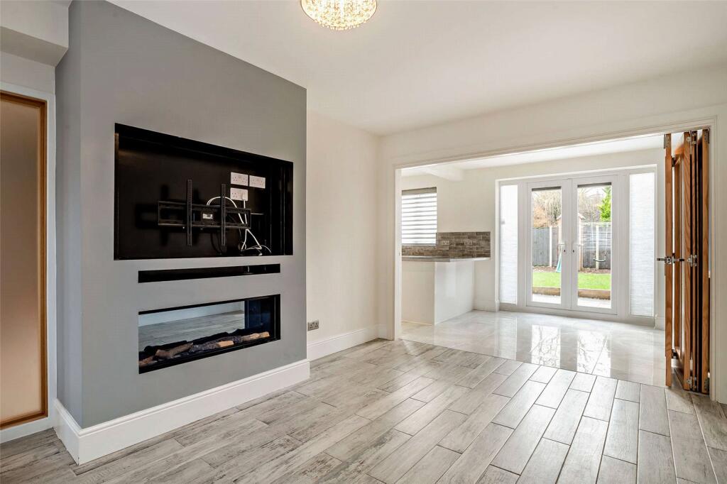 Living/Dining Room