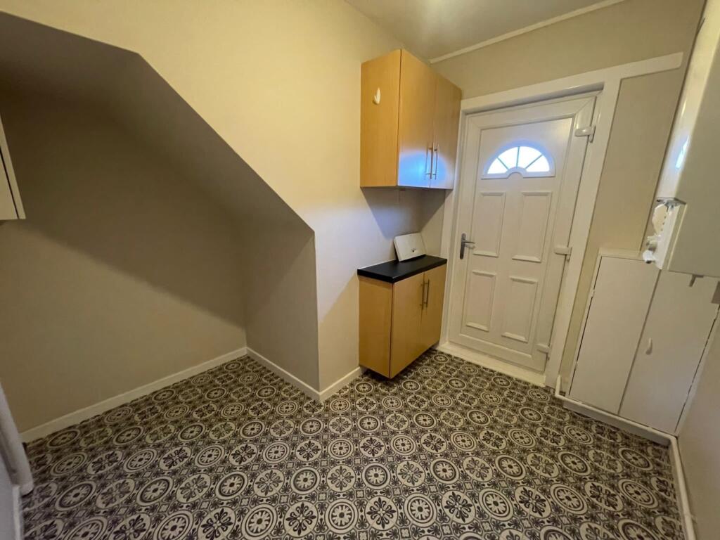 Utility-SecondEntranceArea_1