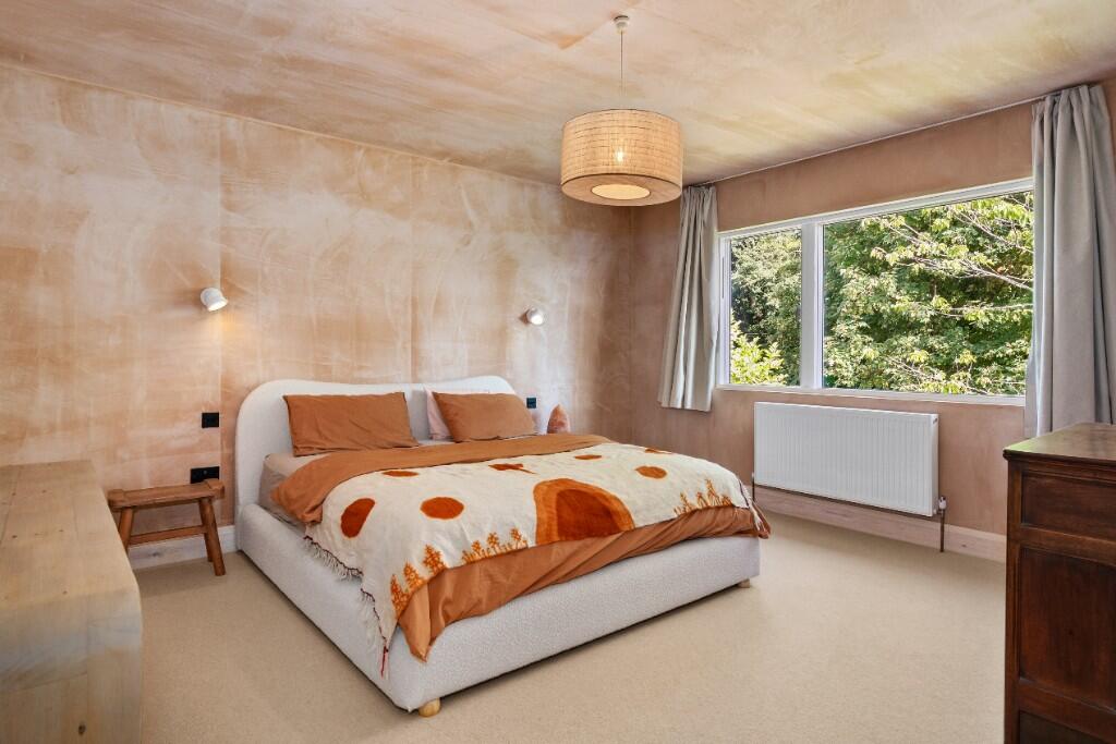 Principal bedroom