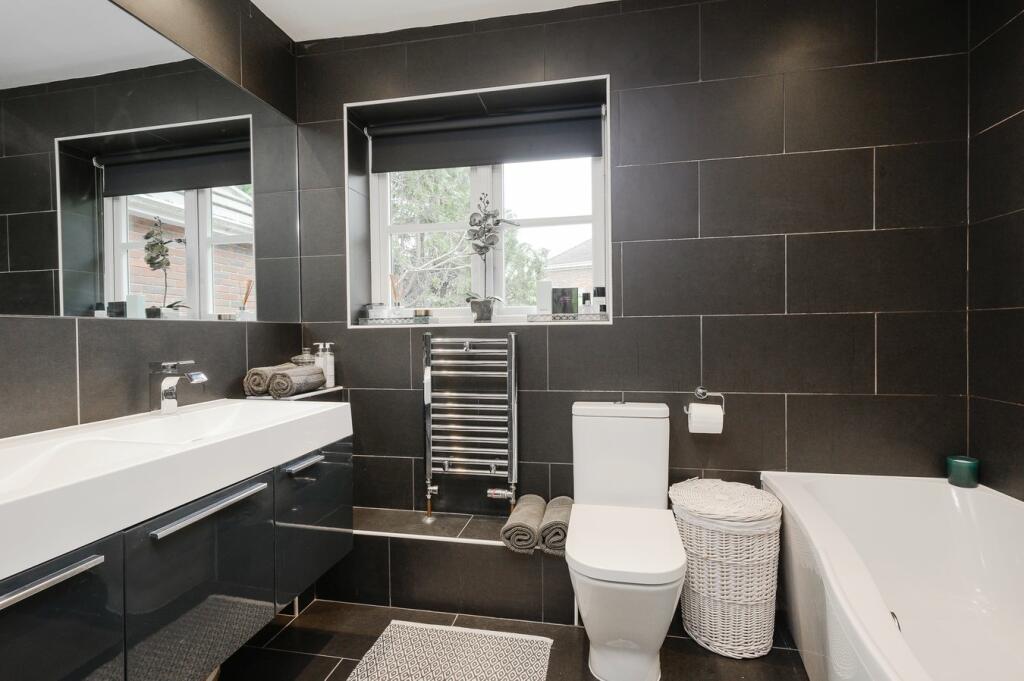  Principal Ensuite