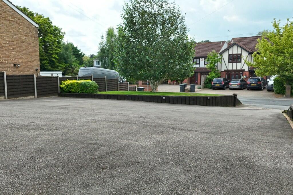 Front Garden &amp; Drive