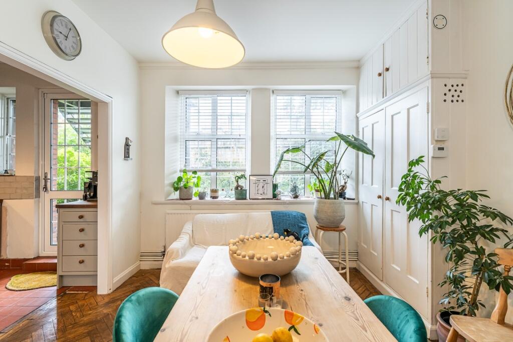 Flat-30-Park-Hill...