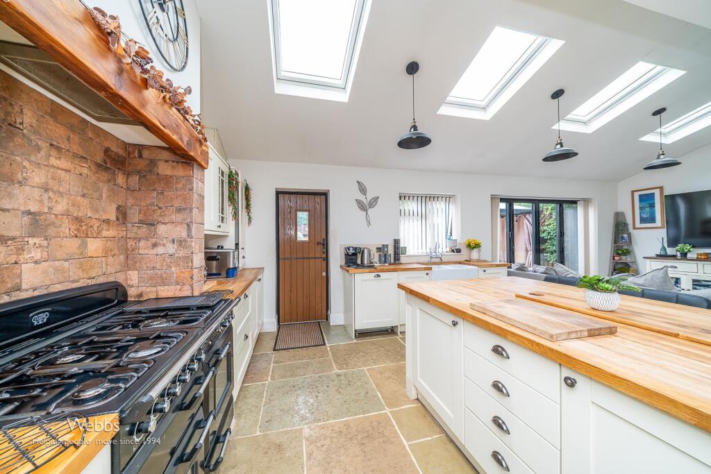 © Webbs Estate Agents © (11 of 101).jpg