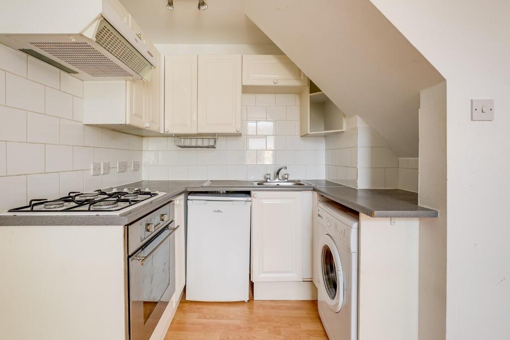Southampton Way 45, Flat 2-7.jpg