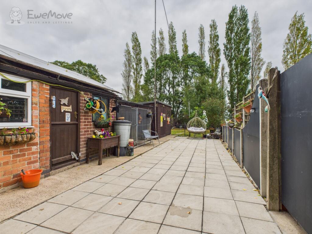 CAM05065G0-PR0009-STILL008