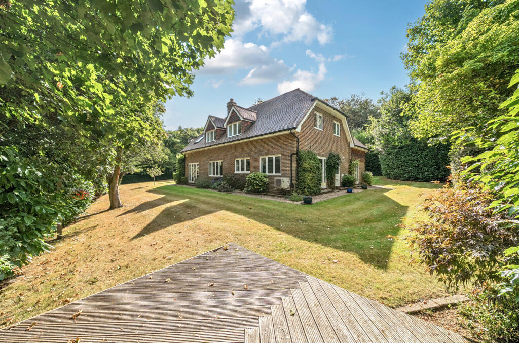 1336136-2-68a83c4...