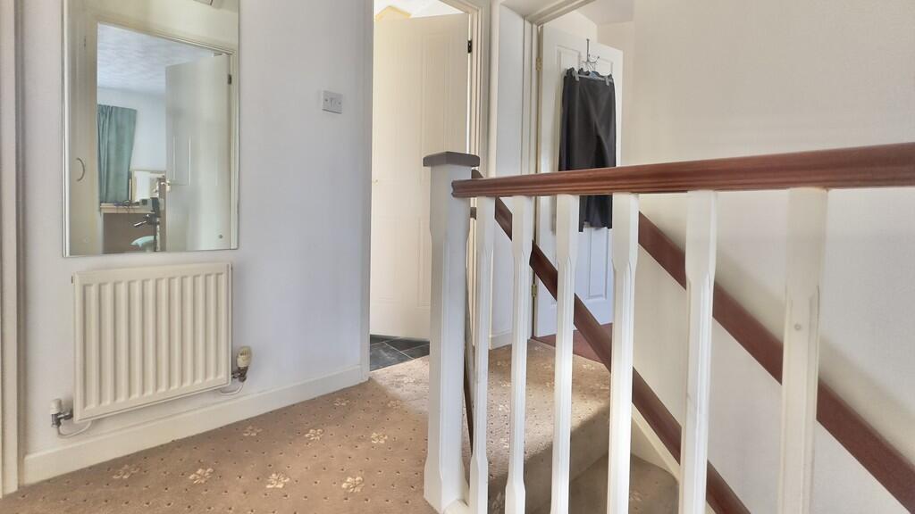 C0F24D34-5884-4F7...