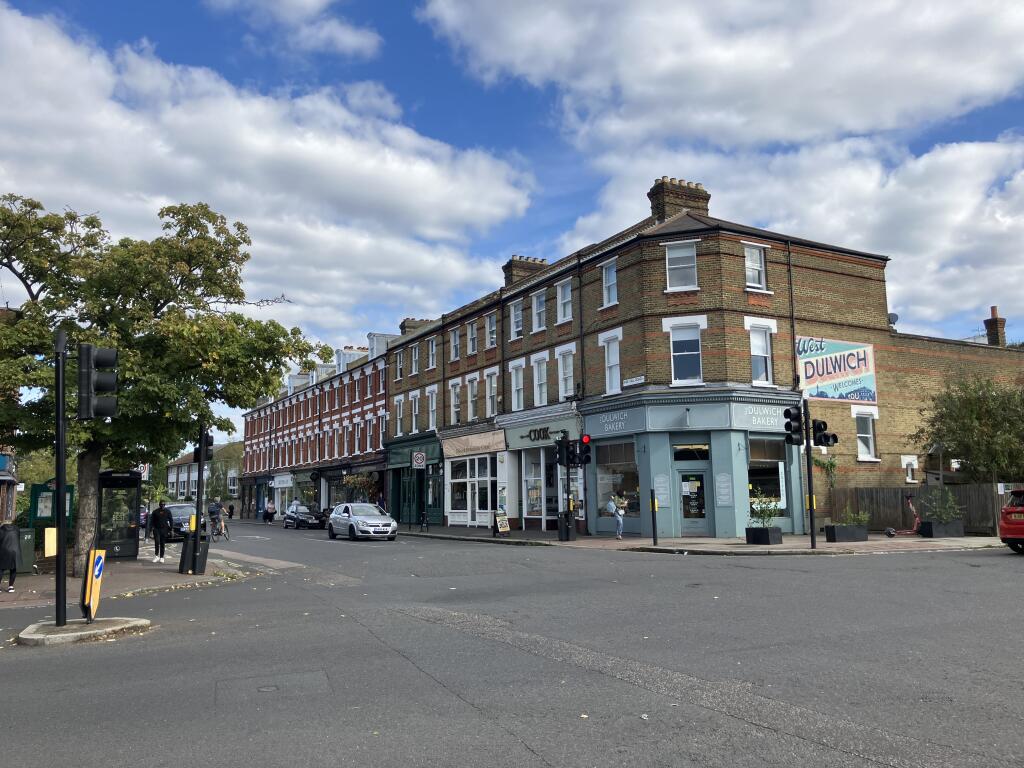 10.neighbourhood.JPG