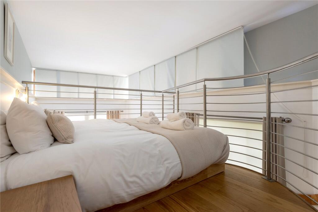 Studio Bedroom