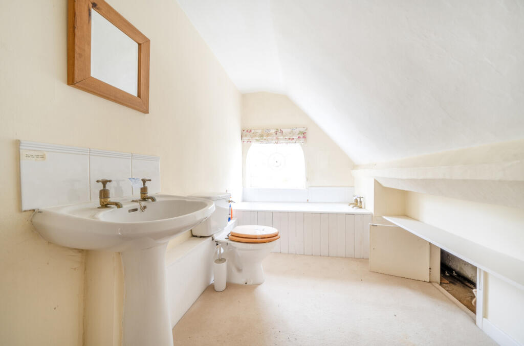 1365666-19-68e900...