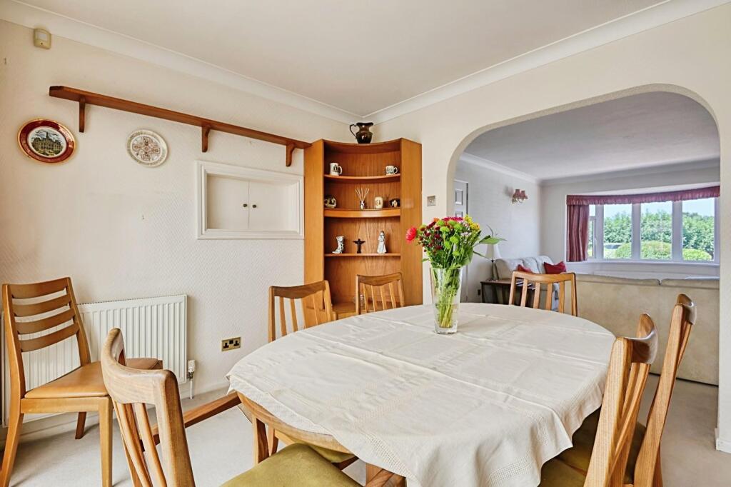 c498c689-Dining 202.jpeg