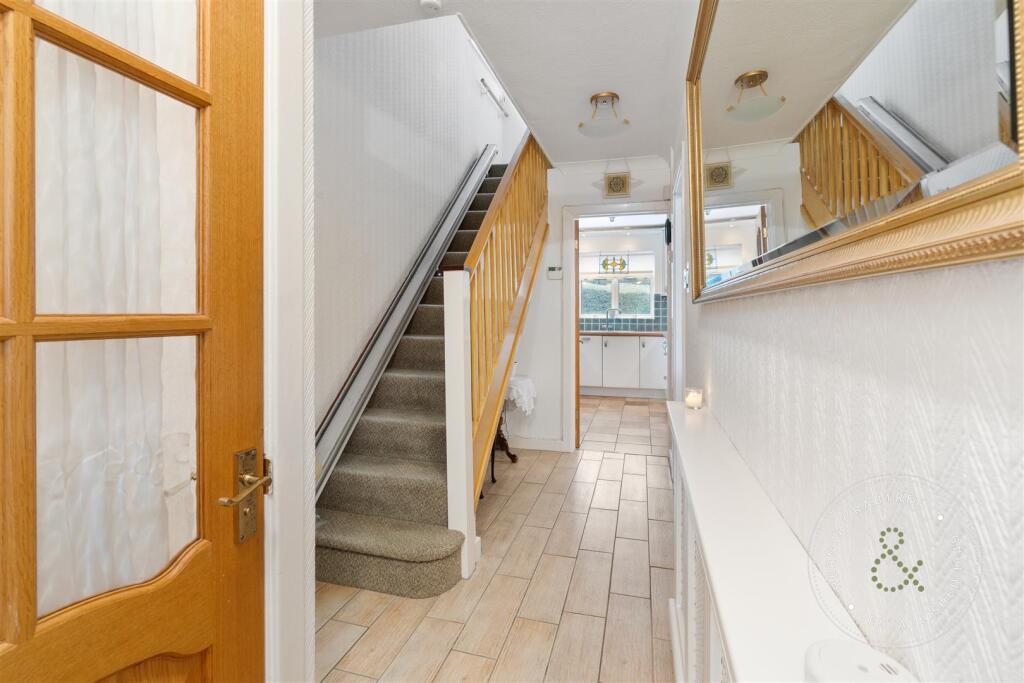 Norwood, Thornhill, HernCrabtree (19).jpg