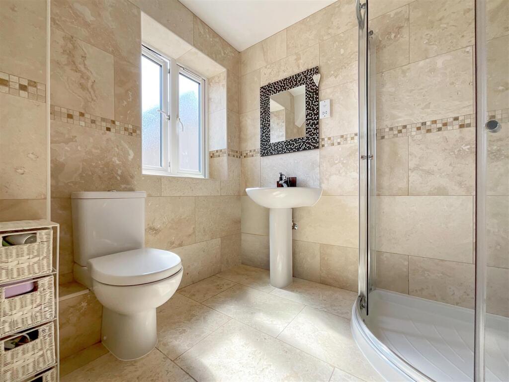 Bedroom Two Ensuite