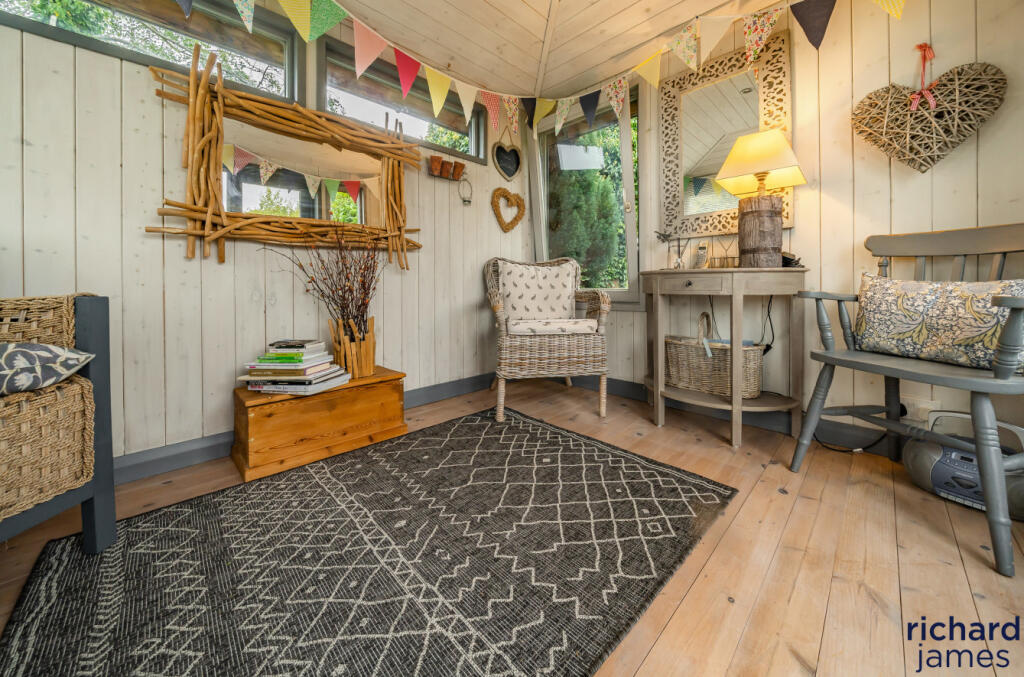 26374e88-a041-44e...