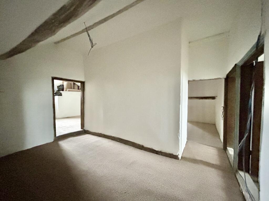 SECOND FLOOR LANDING