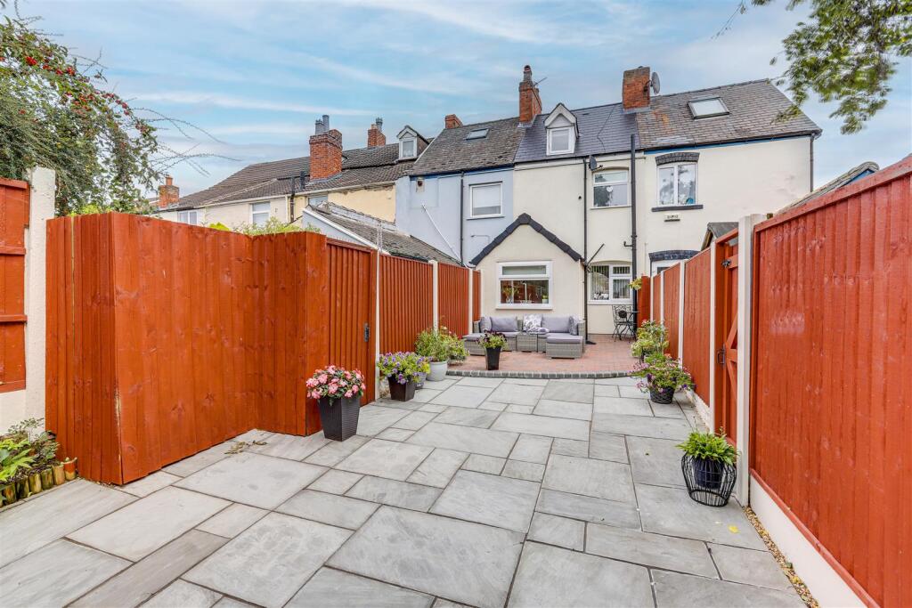 IMG_6907-IMG_6911 copy.jpg