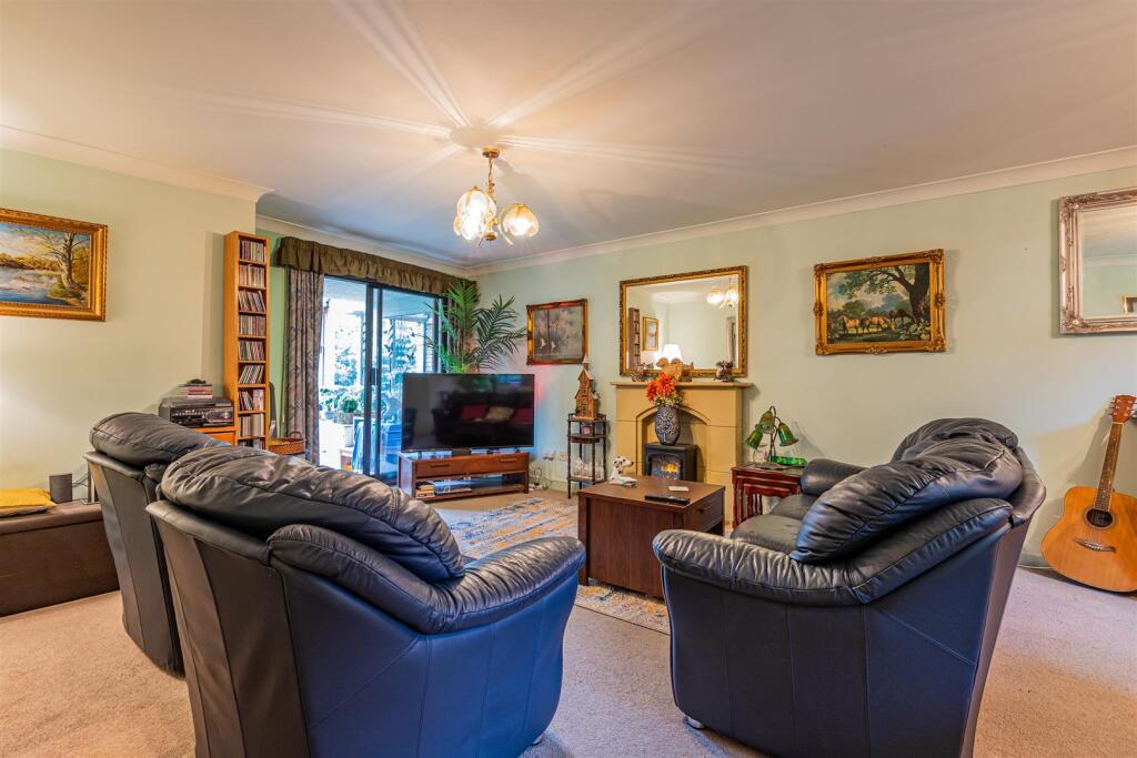 Caswell House 42-12.jpg