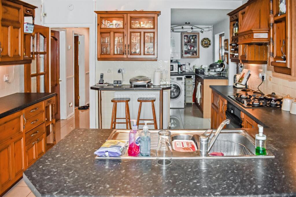 Breakfast Bar