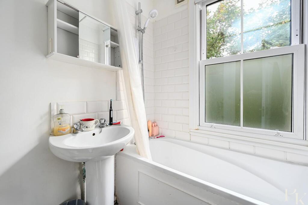 FLAT 10, 95 LORNA ROAD, BN33EL - PHOTOS (5).jpg